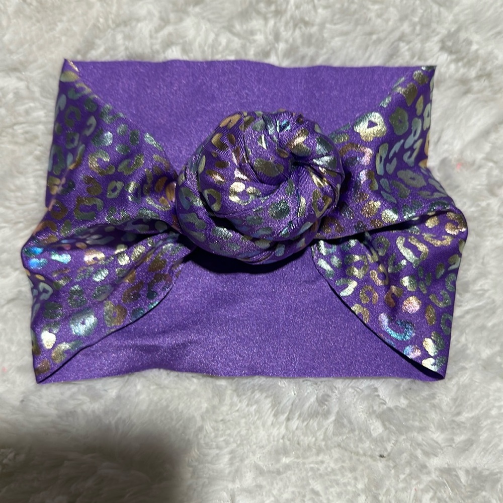 Cheetah print knot bow (purple)